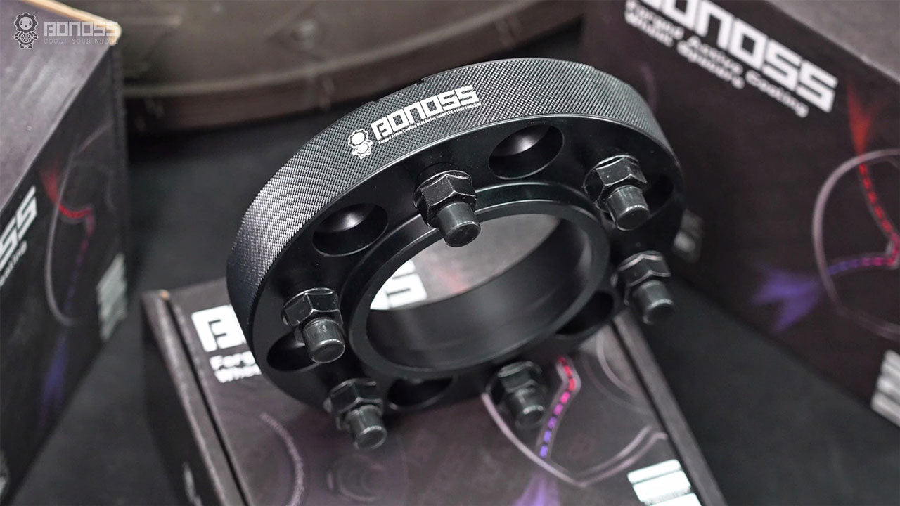 Hilux Wheel Spacers: 2025 Ultimate PCD Sizing & Fitment Guide